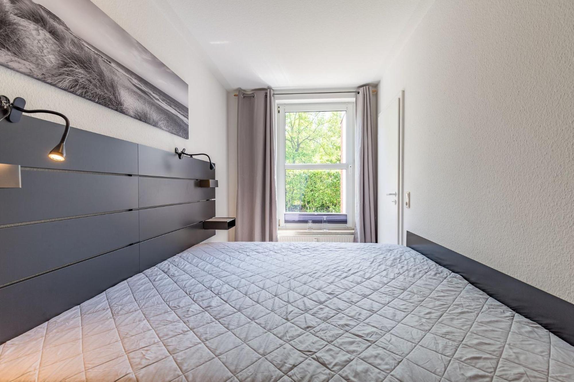 Suennslag, 142 Apartment *